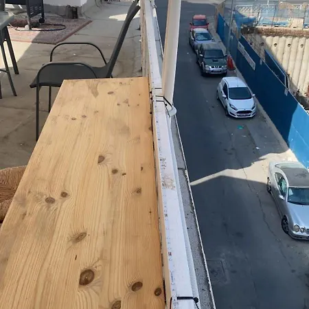 Unique 100 Meters From לרנקה